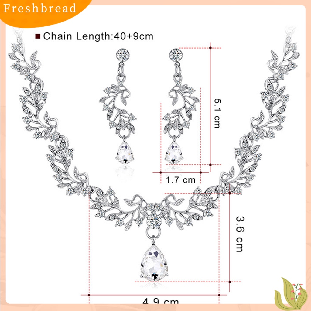 1 Set Perhiasan Kalung Anting Bentuk Daun Aksen Berlian Imitasi Adjustable Untuk Pernikahan