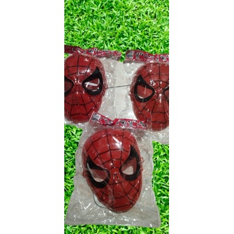 topeng karakter spiderman