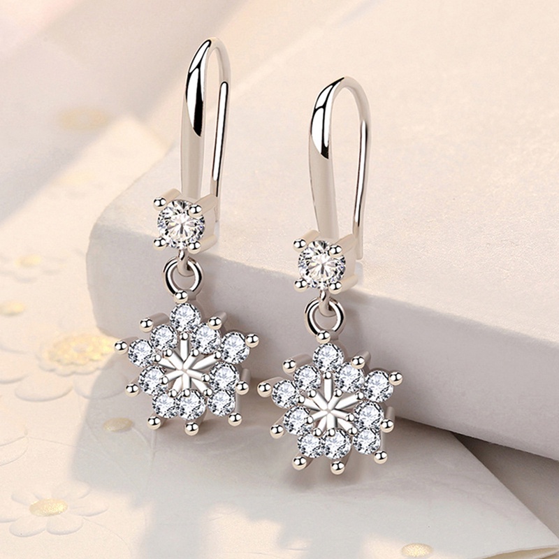 Anting Tusuk Sterling Silver 925 Desain Snowflake Hias Zircon Untuk Wanita