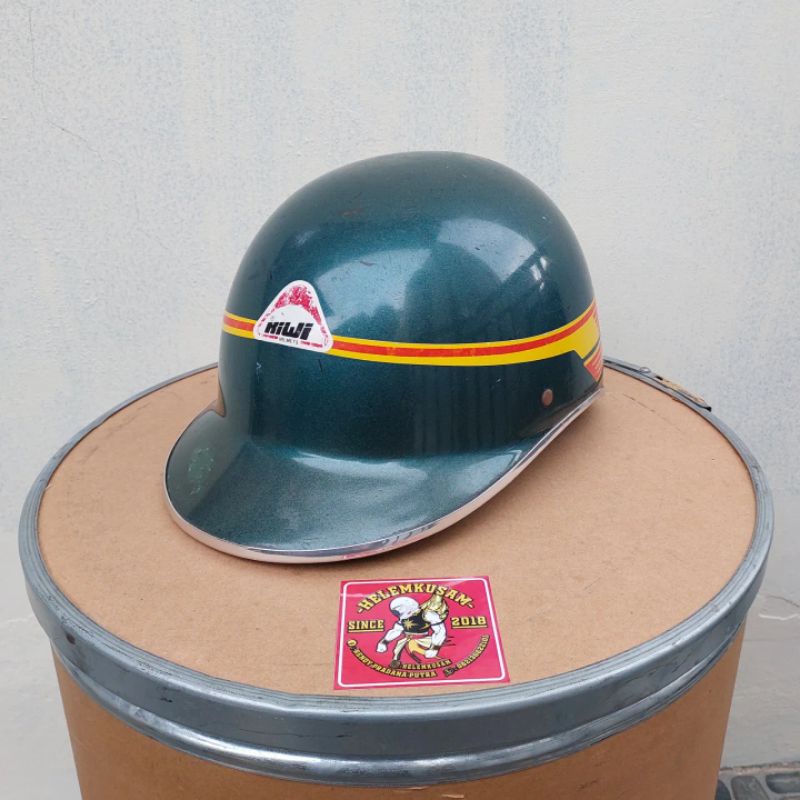 HELM LAWAS, JADUL, KLASIK CETOK KIWI ORIGINAL