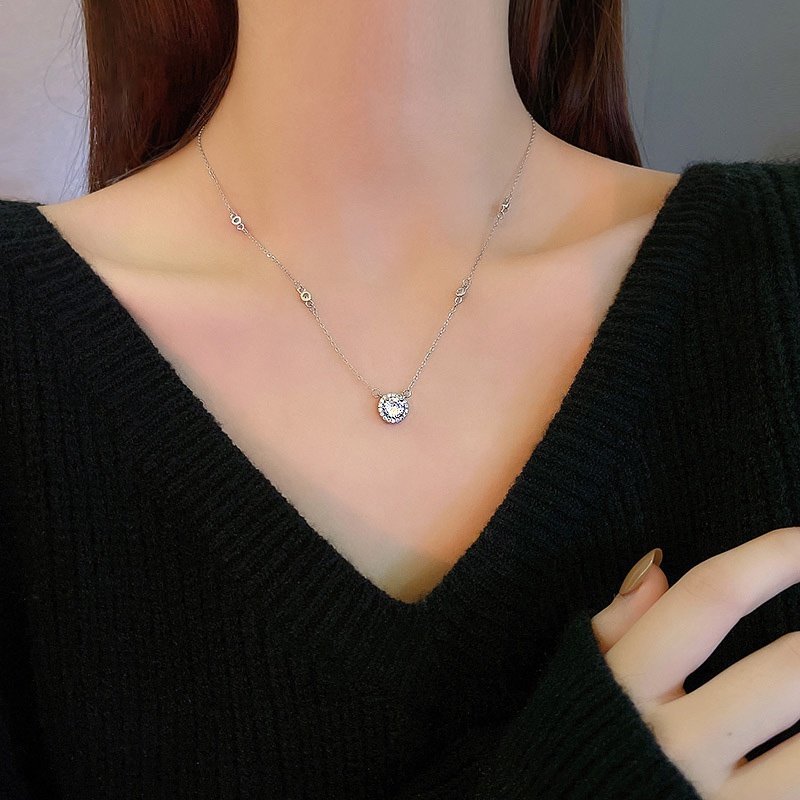 Kalung Choker Bahan Titanium steel Aksen Zircon Untuk Wanita