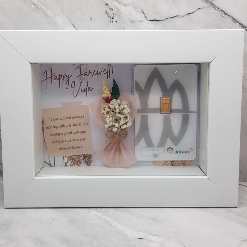 (UKURAN S 15x10) HAMPERS Gift CUSTOM Bingkai FRAME Mahar 3D Minigold / Hadiah / Kado Mahar variasi Minigold / Design Frame Birthday Wedding Newborn Baby Graduation (TIDAK TERMASUK EMAS)