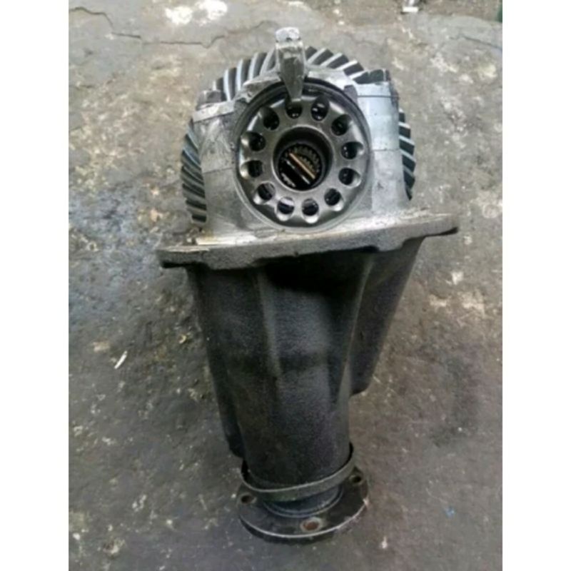 gardan mobil suzuku caryy 1000 original bekas