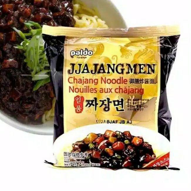 

Paldo Jajangmyeon / Jjajangmyun / Jjajangmen / Jjajang- Mie Saus Kedelai Hitam khas Korea