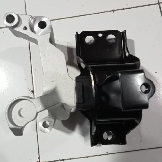 mounting kanan xtrail T31 2000 cc
