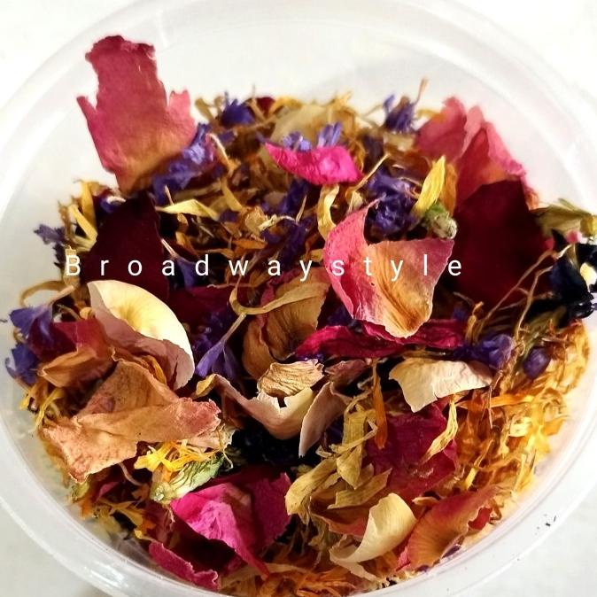 

Edible Mix Petal Flowers Garnish Makanan Hiasan Kue Cake Kelopak Bunga