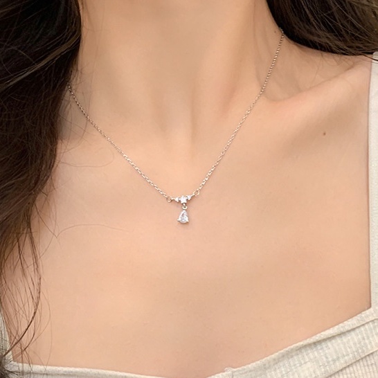 Kalung Wanita Liontin Desain Tetesan Air Hias Berlian Gaya Mewah Untuk Hadiah Ulang Tahun -Doo