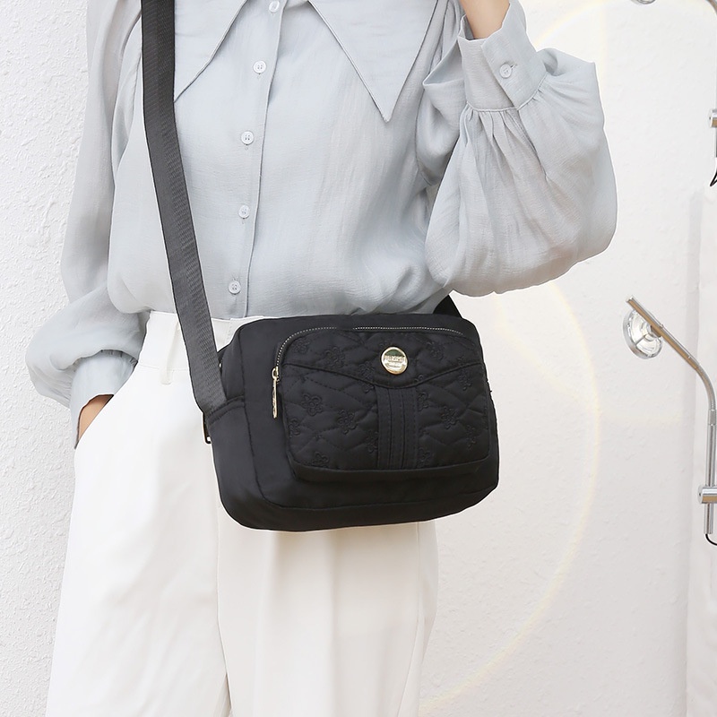 TAS SELEMPANG WANITA IMPORT BORDIR BUNGA KANVAS MULLEN PREMIUM SLINGBAG KOREA BAHU SHOULDER BAG CEWEK MURAH FASHION BATAM BRANDED KEKINIAN REMAJA SIMPLE CASUAL