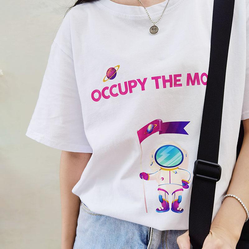 [littlecrab] Kaos Oversize Occupy The Moon Astronot Planet Bulan Bendera Saturnus Luar Angkasa Sablon Berkualitas Hitam Putih Pink T-shirt Couple Unisex Lembut Unik Korean Style