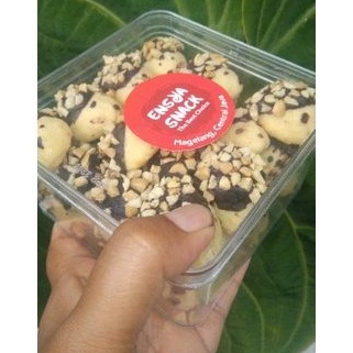 

PEANUT CHOCOLATE HEDGEHOG COOKIES/KUE KERING LANDAK LUCU