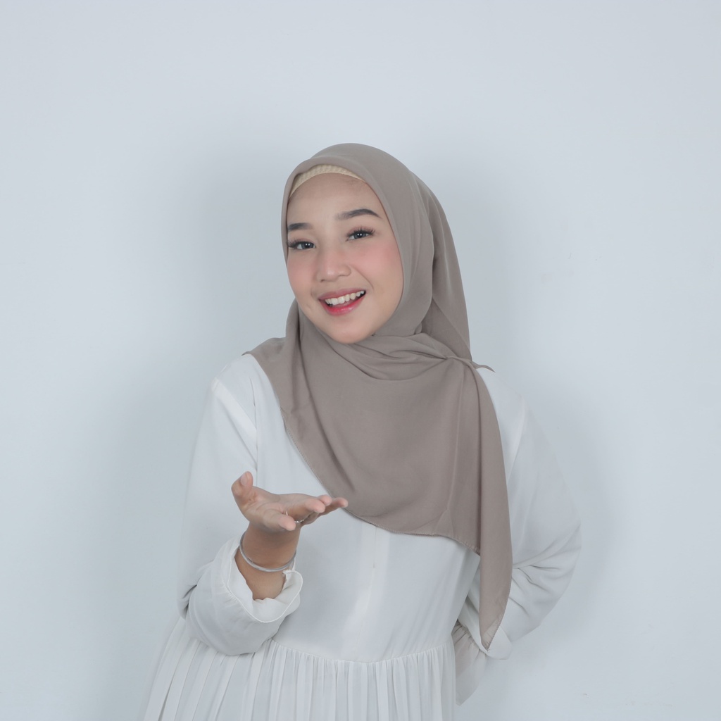 Jilbab Bella Square Premium Kerudung Bella Square Anti Mleyot Hijab Segi Empat Polycotton Premium By Shamira