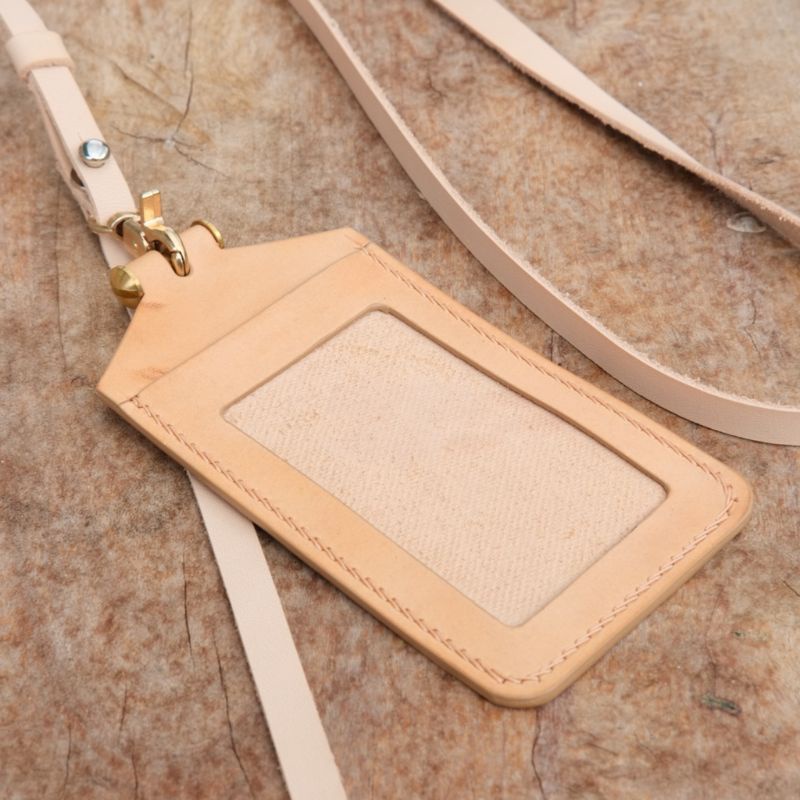 Leather ID Card Holder/ Gantungan ID Card Kulit / Tanda pengenal/ Tali leher Kalung Name Tag