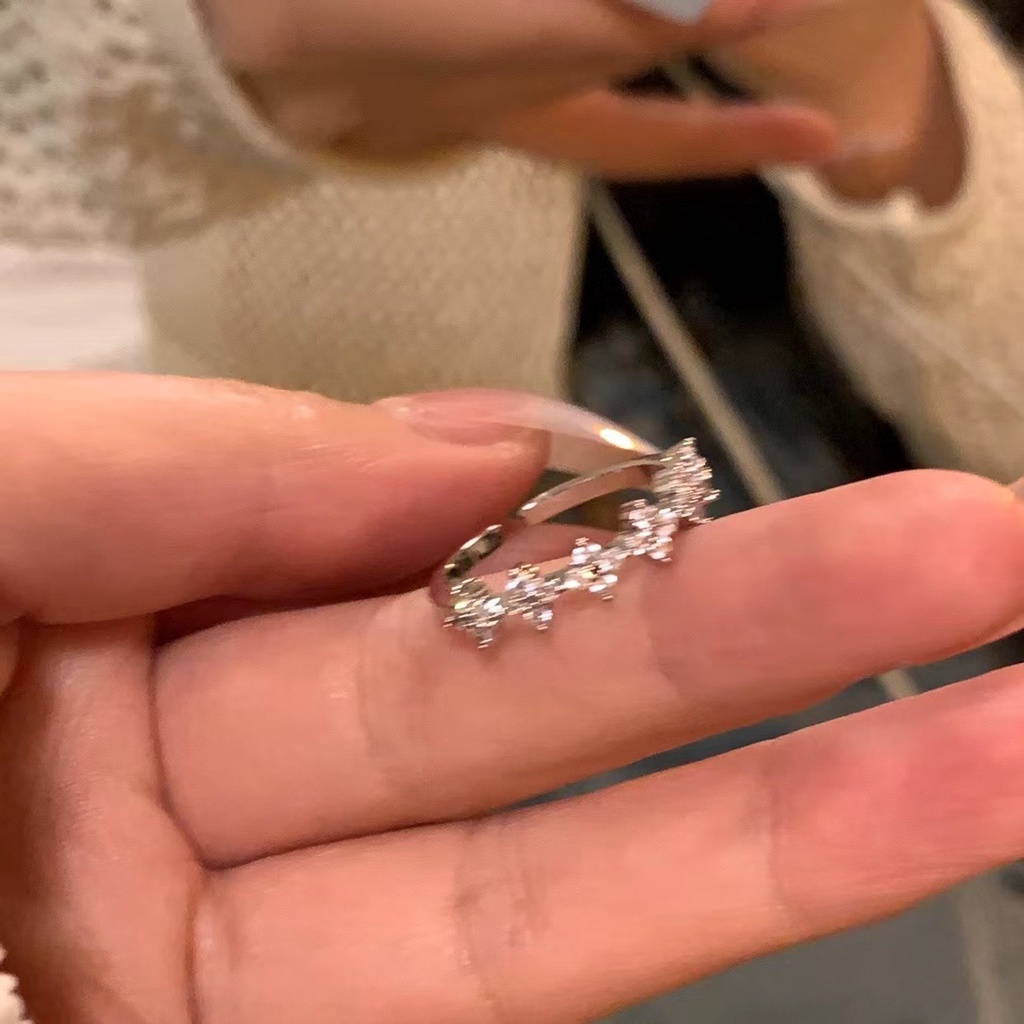 2022 Cincin Model Terbuka Desain Kupu-Kupu Ganda Bunga vermiculite level sense