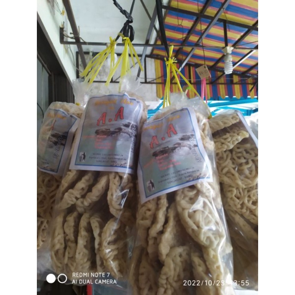 

KERUPUK AA ASLI BANGKA KERUPUK KERITING BANGKA KERUPUK OLEH OLEH KEMPLANG CEMILAN BANGKA JUARA SNACK