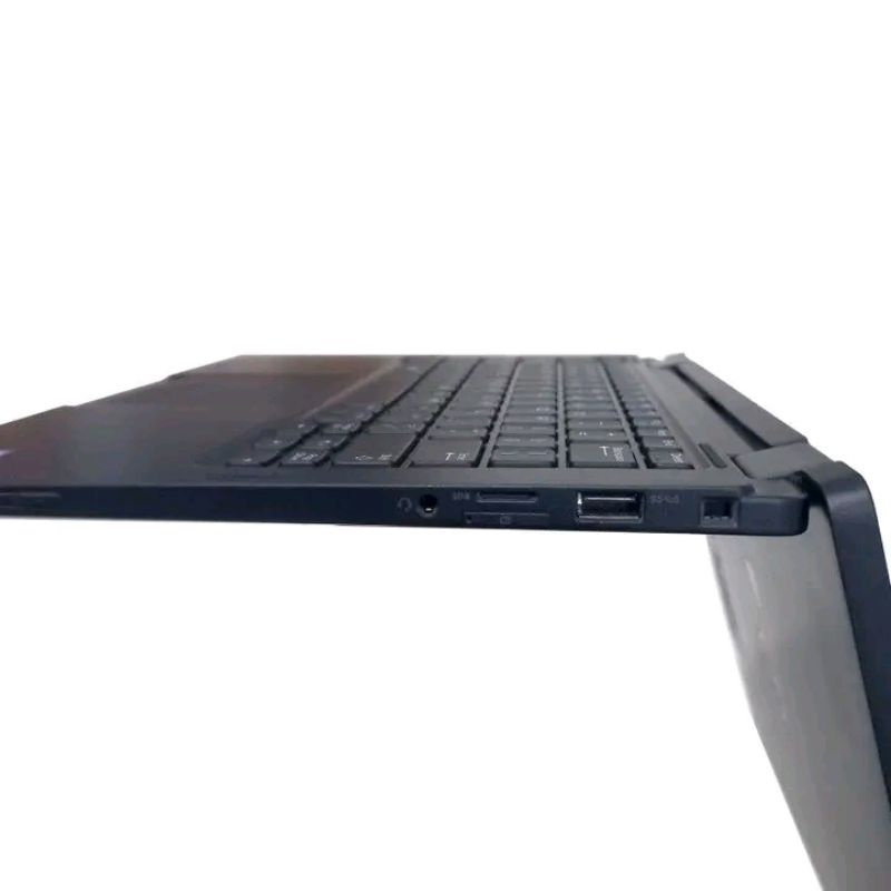 Dell Latitude 7390 2 in 1 Core i7 8th RAM 16GB SSD