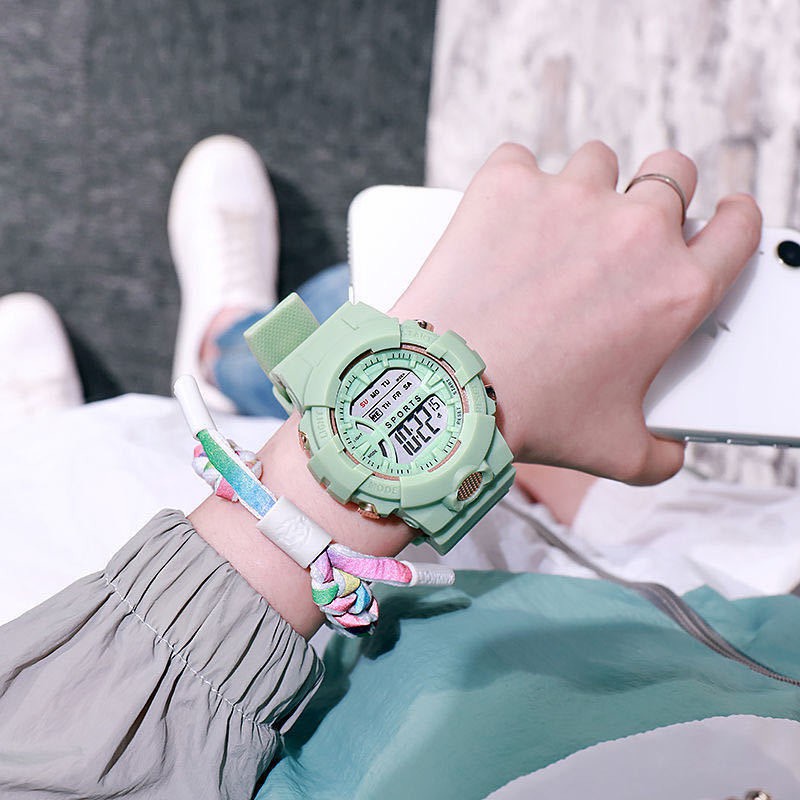 Jam Tangan Rubber Digital Sport Bulat Wanita Dan Pria Fashion Gaya Korea Import