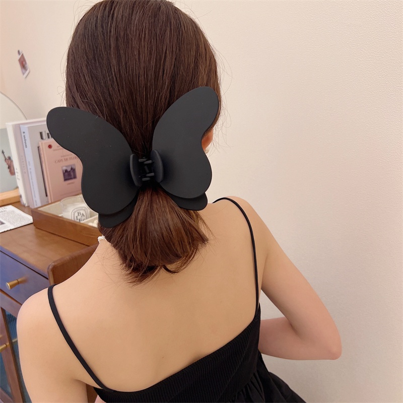 Jepit Rambut Model Cakar Desain Kupu-Kupu Besar Warna Permen Gaya Korea Untuk Wanita