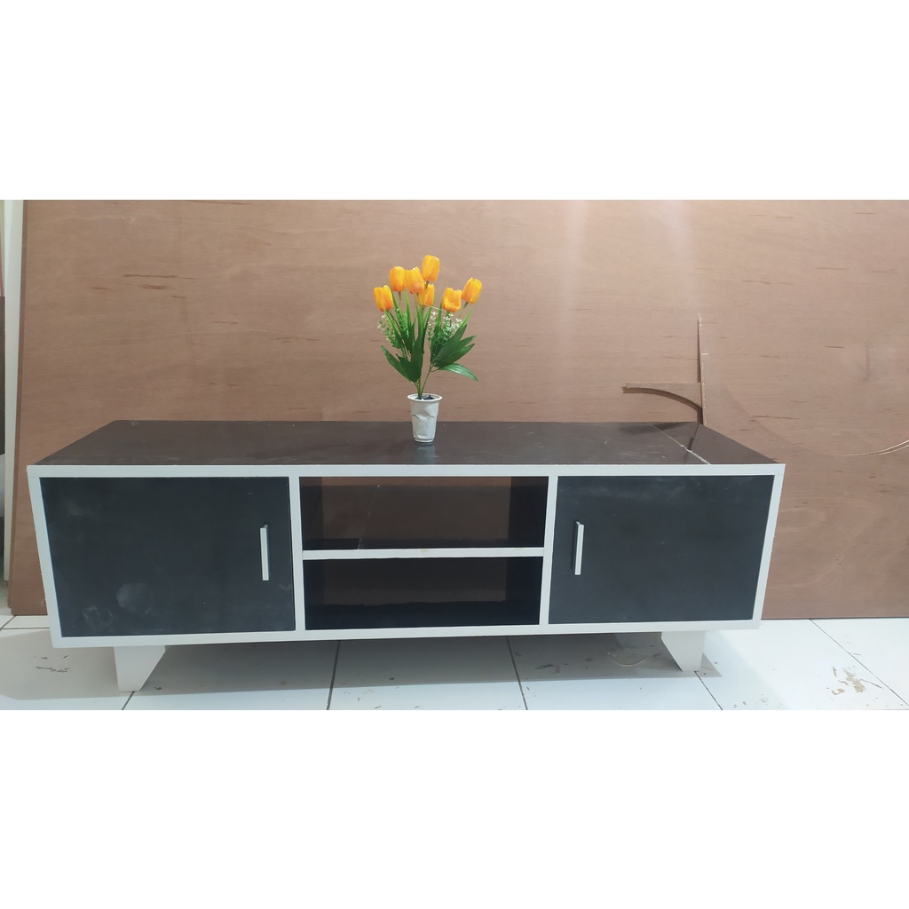 Lemari TV / meja TV / Backdrop TV / lemari kabinet