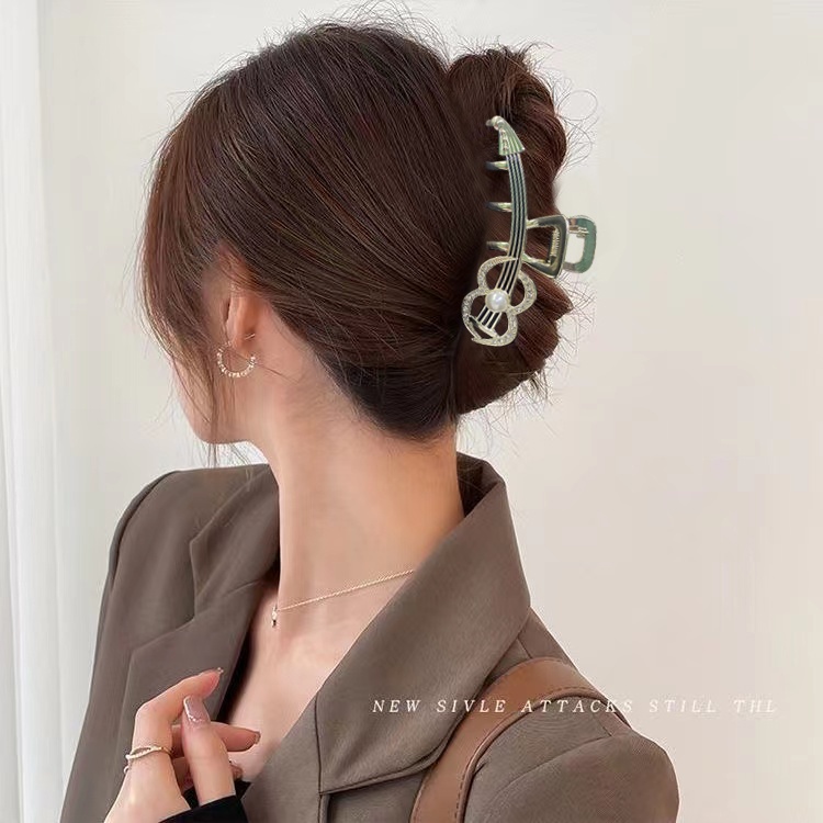 Jepit Rambut Bahan Metal Aksen Berlian Imitasi Gaya Korea Untuk Wanita