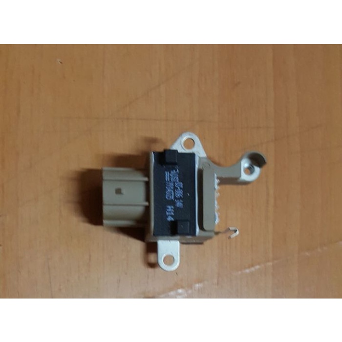 SPAREPART - Ic dinamo cas Inova/avanza AKSESORIS MOBIL - OTOMOTIF