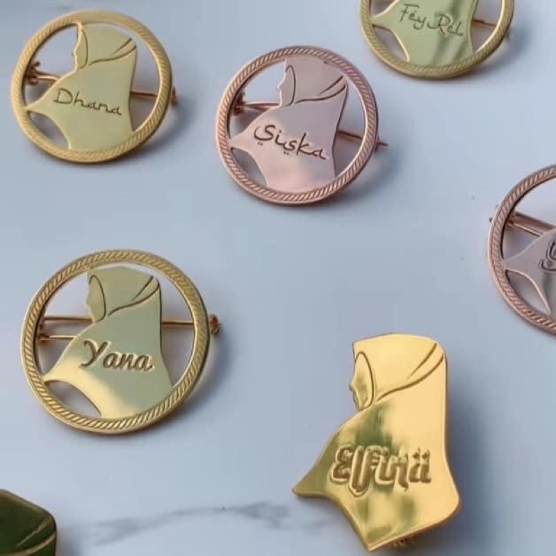 Bros hijab nama bross ukir nama hijab bros custom nama hijab sendiri bros nama lapis emas bros nama 