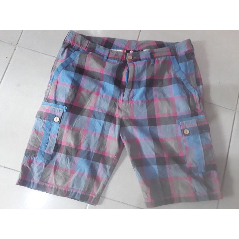 Celana Pendek/Celana katun Quiksilver second original 100%