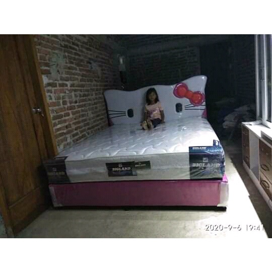 SPRINGBED FULL SET BIGLAND SANDARAN KEPALA HELLO KITTY