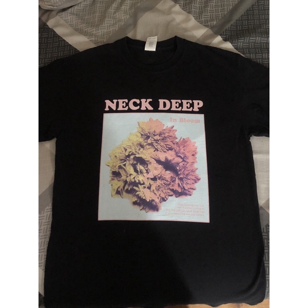 neck deep in bloom