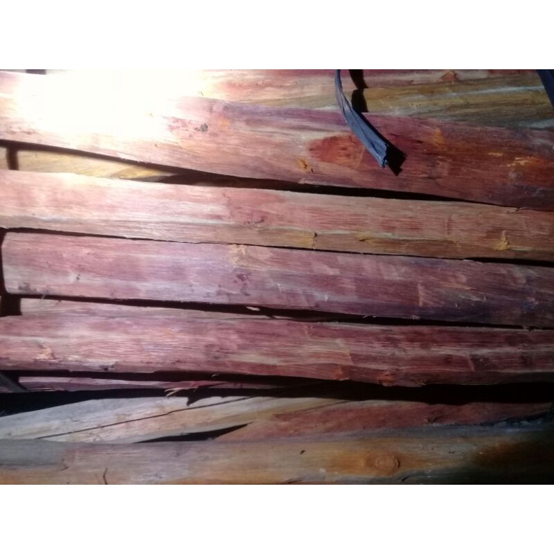 

kayu secang 1kg , secang glondongan besar , herbal secang , secang 1 kg, kayu secang serut, secang , secang gelondongan , kayu , akar , kulit , sirup secang , secang , sirup , teh , teh secang , kopi , herbal , batang secang , tanaman , tanaman herbal