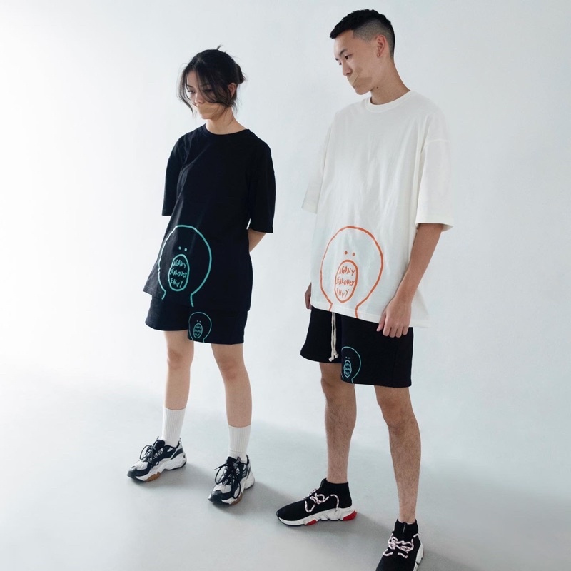 FAITH FADE DYSTOPIA - Lean On Oversized Tee (Broken White)