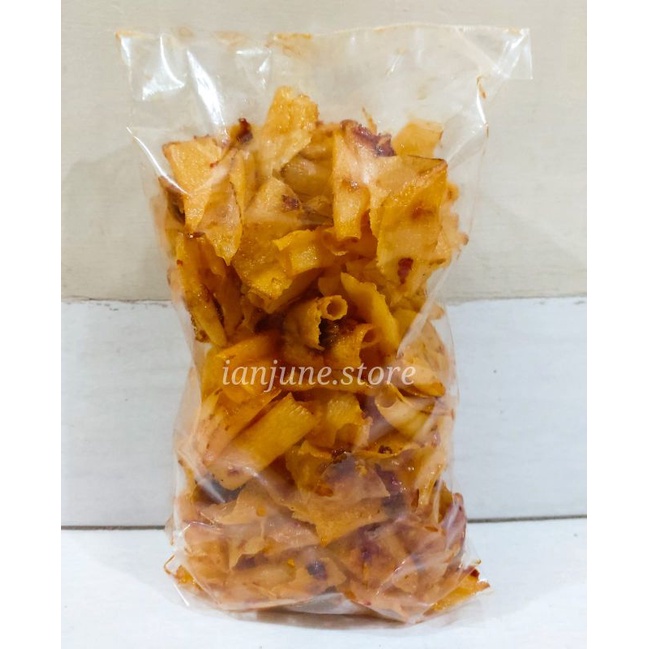 

Kerupuk Ubi Pedas Asin -+125gram Khas Selatpanjang / Cemilan / Kerupuk Ubi Enak