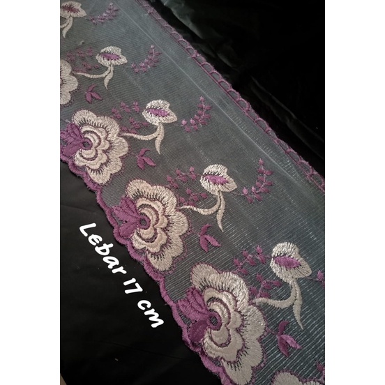 tile organdi lebar 17 cm