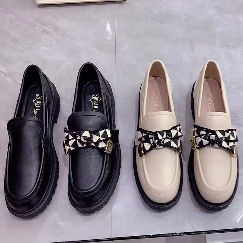 {FREE BOX} Sepatu Loafers Chain Korea Fashion Wanita Import - 2203