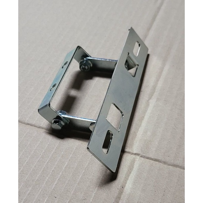 Breket plat nomor fazzio X3