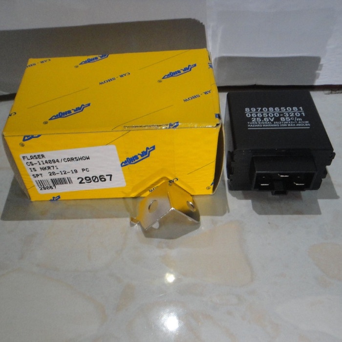 SPAREPART - Flasher Isuzu NKR66/71 CARSHOW Taiwan AKSESORIS MOBIL - OTOMOTIF