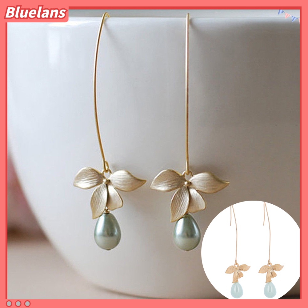 Bluelans Anting Kait Gantung Wanita Bahan Alloy Desain Daun Hias Mutiara Imitasi Untuk Hadiah