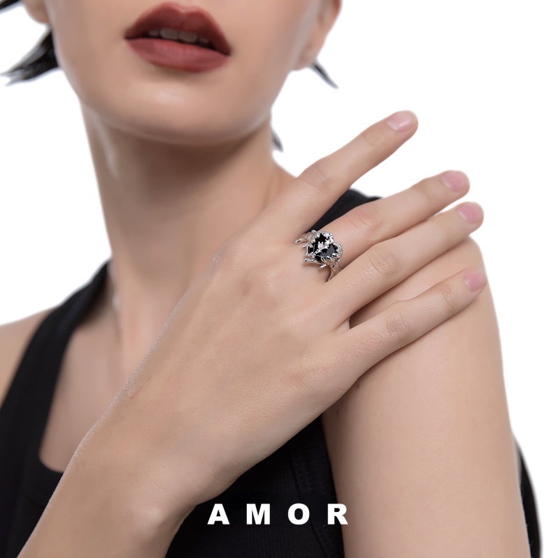 Cincin Model Terbuka Dapat Disesuaikan Gaya hip hop Eropa Dan Amerika Bahan Zirkon Warna Hitam Untuk Wanita