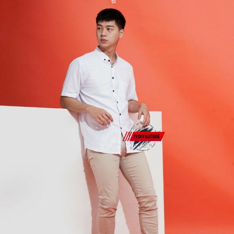Kemeja pria putih polos lengan pendek bahan katun original/kemeja putih lengan pendek/kemeja putih p
