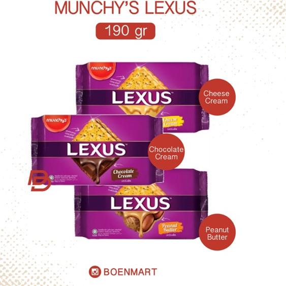 

10.10 ✨Promo✨ Munchy’s Lexus crackers 