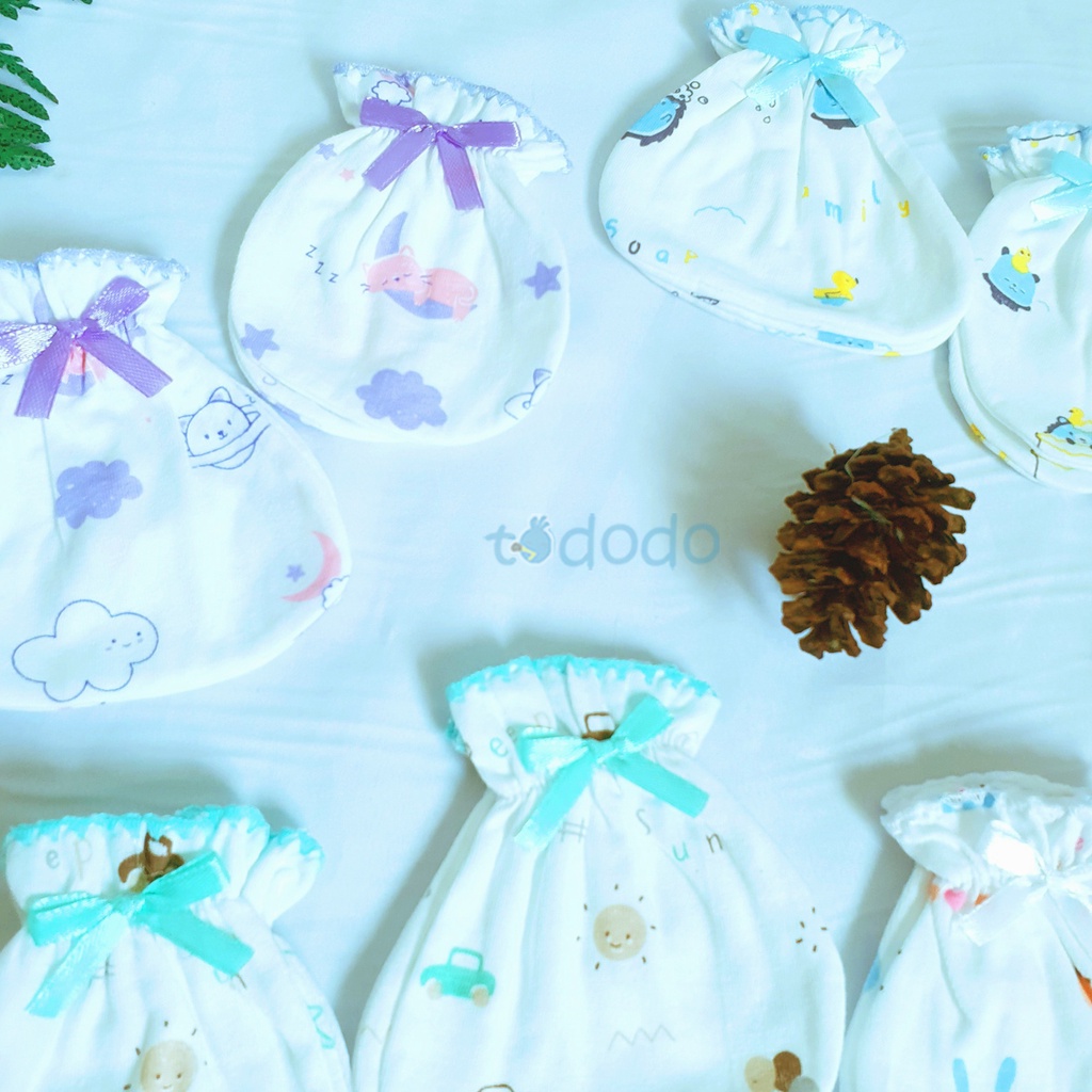 Set Sarung Tangan Kaki Karet Bayi Print Ichigo (1pcs/pack)