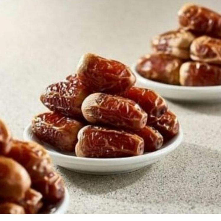 

KODEL1x1W--Kurma susu sagai 1kg/ kurma sagai madinah