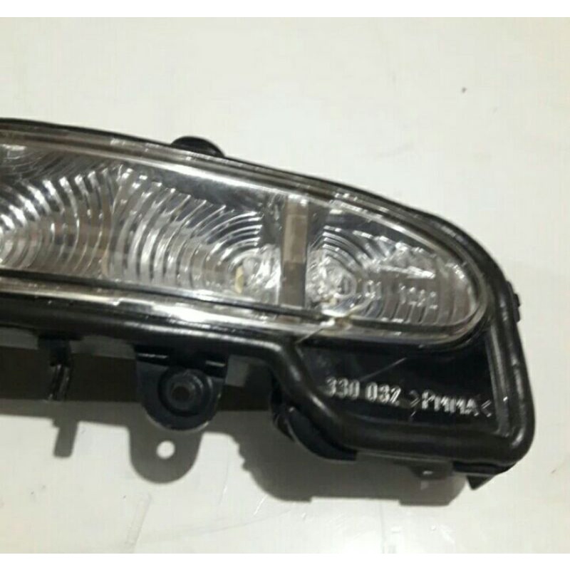 sein spion mercy w203 bening (RH)