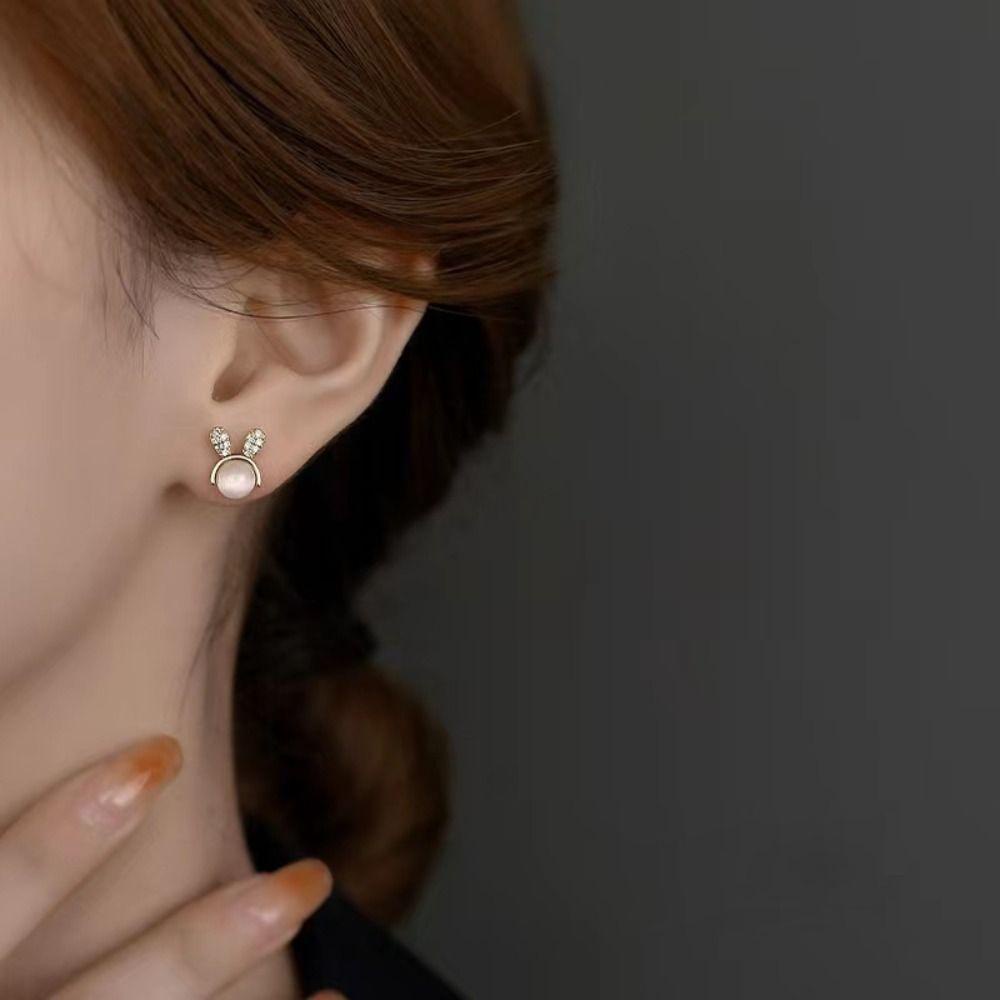 Mxbeauty Anting Kelinci Pesta Perhiasan Perancis Mini Lucu Elegan Indah Mata Kucing Batu Vintage Kristal Manis Telinga Stud