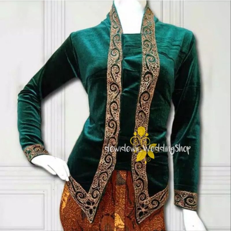 Kebaya Kutubaru Bordir Cantik / Bahan Bludru - Warna Hijau BotoL