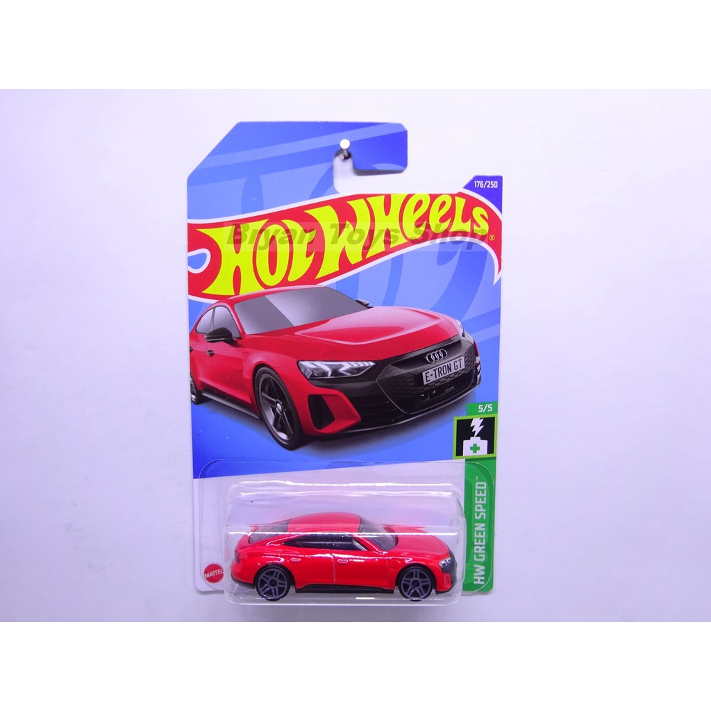 Hot Wheels Audi RS E-Tron GT Merah