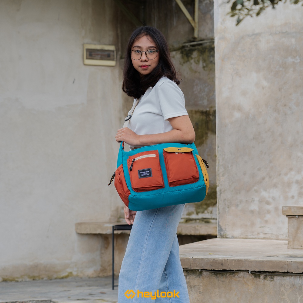 Travelbag Waterproof Trendy Tas Slingbag Pria Wanita Keren Tas Selempang Bahu Remaja Dewasa Casual Keren Slingbag Sekolah Kuliah Modis