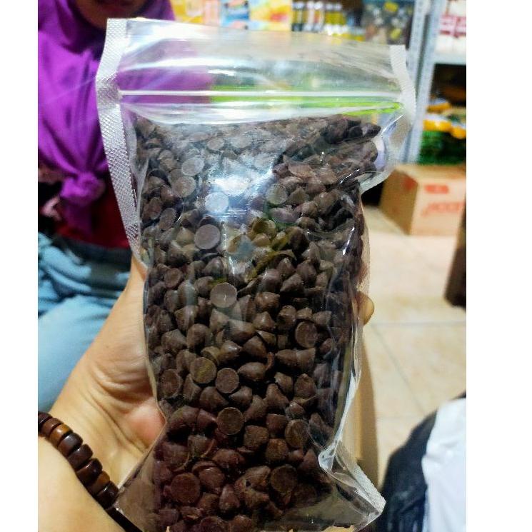 

10.10 Terlaris Coklat coco chips colatta 500 grm !!!
