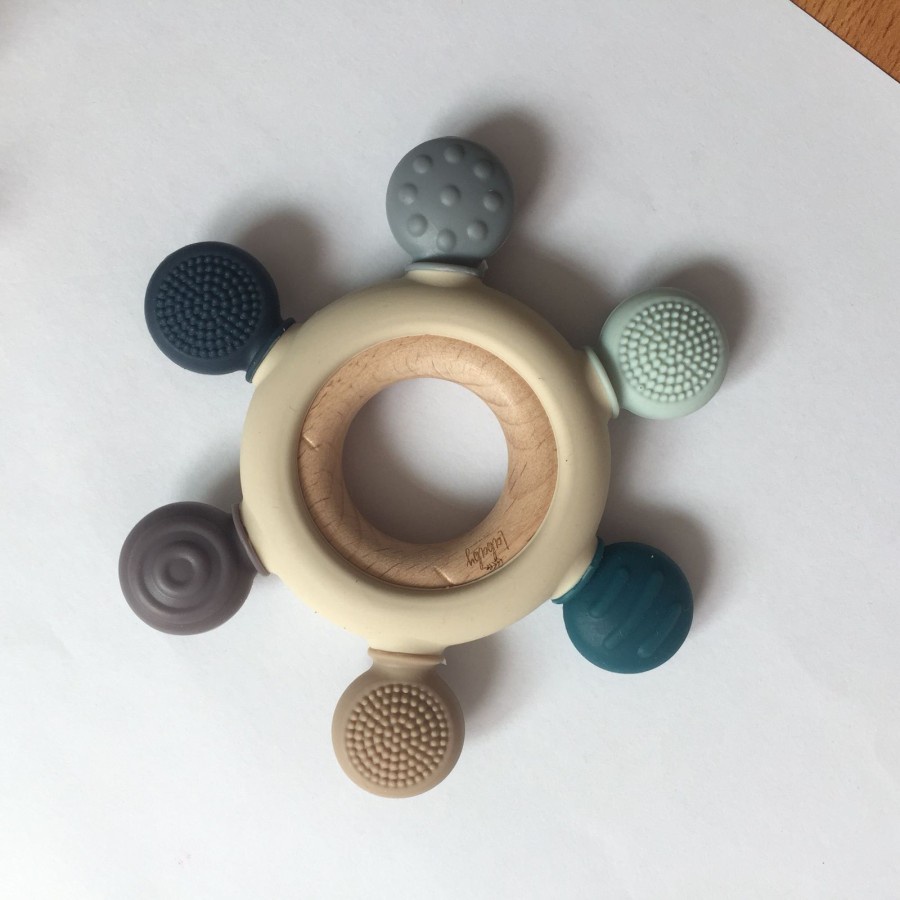 Lababy Beech Wood Teether Ring | Gigitan Bayi Texture Silicone