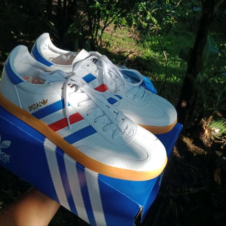 Best Seller sepatu adidas spezial white france ,sneakers adidas , spezial , samba , sneaker adidas ,