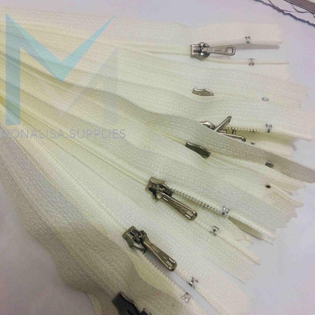 Resleting Pendek YKK Warna Kuning Air / Kuning Pucat 7 inch 17.5 cm / RIT YKK Kepala Nikel